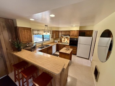 Immaculately maintained Lake Almanor Country Club home! This on Lake Almanor Country Club in California - for sale on GolfHomes.com, golf home, golf lot