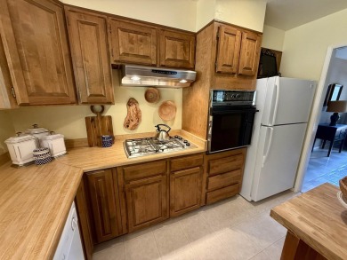 Immaculately maintained Lake Almanor Country Club home! This on Lake Almanor Country Club in California - for sale on GolfHomes.com, golf home, golf lot