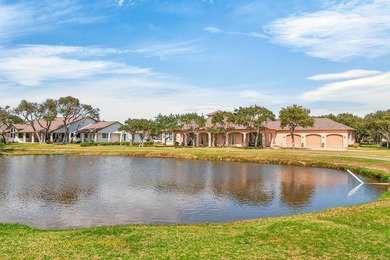 Located in prestigious Rockport Country Estates, this on Rockport Country Club in Texas - for sale on GolfHomes.com, golf home, golf lot