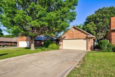Beautifully updated home nestled in a quiet area with golf on Pheasant Run in Oklahoma - for sale on GolfHomes.com, golf home, golf lot