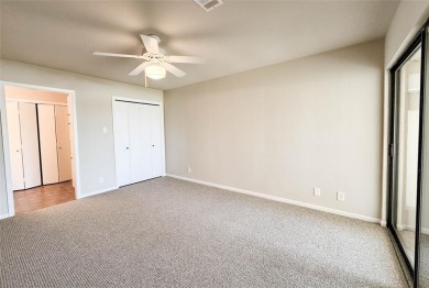 Gorgeous 2 bedroom 2 bath HORSESHOE BAY TOWNHOME - has been on Apple Rock Golf Course - Horseshoe Bay in Texas - for sale on GolfHomes.com, golf home, golf lot