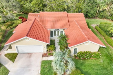 If you're looking for a tremendous deal to enter a 5-Star on Harbour Ridge Yacht and Country Club in Florida - for sale on GolfHomes.com, golf home, golf lot