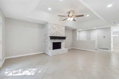 Discover modern comfort in this beautifully updated 2 bedroom, 2 on Woodhaven Country Club in Texas - for sale on GolfHomes.com, golf home, golf lot