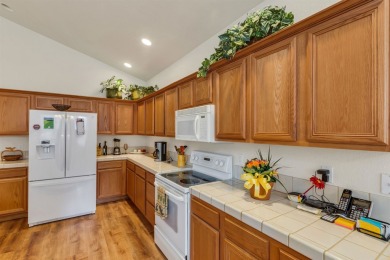 Lovely open floor plan on a cul-de-sac centrally located in on Plumas Pines Golf Resort in California - for sale on GolfHomes.com, golf home, golf lot