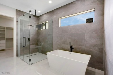 *BACK ON THE MARKET WITH A NEW POOL, NEW PRIVACY FENCE, AND on Palmetto-Pine Country Club in Florida - for sale on GolfHomes.com, golf home, golf lot