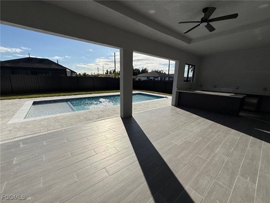 *BACK ON THE MARKET WITH A NEW POOL, NEW PRIVACY FENCE, AND on Palmetto-Pine Country Club in Florida - for sale on GolfHomes.com, golf home, golf lot