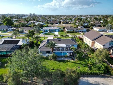 Welcome to this exquisite, completely renovated golf course home on Island Country Club in Florida - for sale on GolfHomes.com, golf home, golf lot