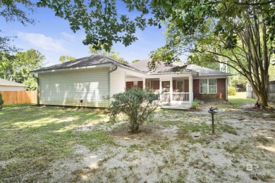 This 3 bedroom 2 bath brick home in Lake Forest is just what you on Lake Forest Yacht and Country Club in Alabama - for sale on GolfHomes.com, golf home, golf lot