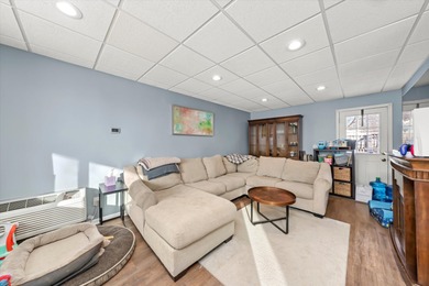 Ranch home located in desirable Fairway Estates. This on Silver Lake Country Club in Illinois - for sale on GolfHomes.com, golf home, golf lot