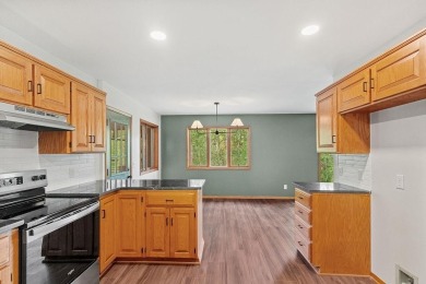 Welcome to 34 Luncarty Lane, a move-in ready 3-bedroom, 2-bath on Bella Vista Country Club - Scottsdale in Arkansas - for sale on GolfHomes.com, golf home, golf lot