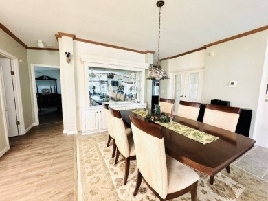 Immaculate Triple-Wide Beauty! Spacious 3 Bed / 2 Bath in on Schalamar Creek Golf and Country Club in Florida - for sale on GolfHomes.com, golf home, golf lot