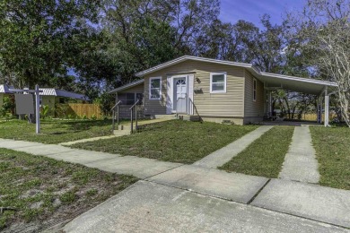 Affordable And Adorable 2br/1ba Home In The Shores. Well-cared on St. Augustine Shores Golf Club in Florida - for sale on GolfHomes.com, golf home, golf lot