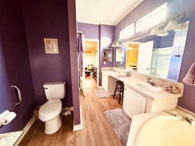 Immaculate Triple-Wide Beauty! Spacious 3 Bed / 2 Bath in on Schalamar Creek Golf and Country Club in Florida - for sale on GolfHomes.com, golf home, golf lot