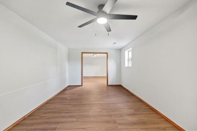 Welcome to 34 Luncarty Lane, a move-in ready 3-bedroom, 2-bath on Bella Vista Country Club - Scottsdale in Arkansas - for sale on GolfHomes.com, golf home, golf lot