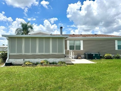 Immaculate Triple-Wide Beauty! Spacious 3 Bed / 2 Bath in on Schalamar Creek Golf and Country Club in Florida - for sale on GolfHomes.com, golf home, golf lot