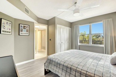 Come live the Florida lifestyle in this beautiful golf course on Poinciana Golf Club in Florida - for sale on GolfHomes.com, golf home, golf lot