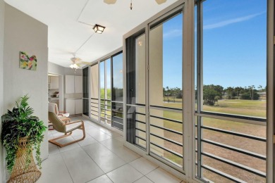 Come live the Florida lifestyle in this beautiful golf course on Poinciana Golf Club in Florida - for sale on GolfHomes.com, golf home, golf lot