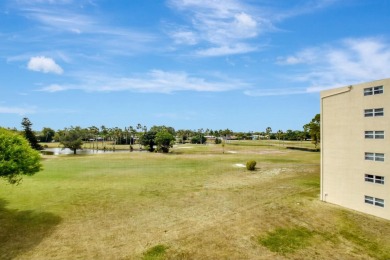 Come live the Florida lifestyle in this beautiful golf course on Poinciana Golf Club in Florida - for sale on GolfHomes.com, golf home, golf lot