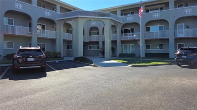 EXCEPTIONAL SPACE AND CONVENIENCE - 1,725 Sq. Ft. GROUND FLOOR on On Top Of The World Golf Course in Florida - for sale on GolfHomes.com, golf home, golf lot