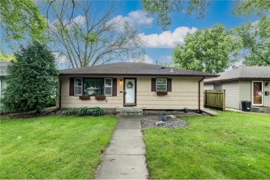 Quiet Street, Great Layout, Ideal Location - Don't Miss This SLP on Minneapolis Golf Club in Minnesota - for sale on GolfHomes.com, golf home, golf lot