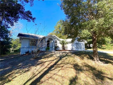 One or more photo(s) has been virtually staged. Welcome to this on Citrus Springs Country Club in Florida - for sale on GolfHomes.com, golf home, golf lot