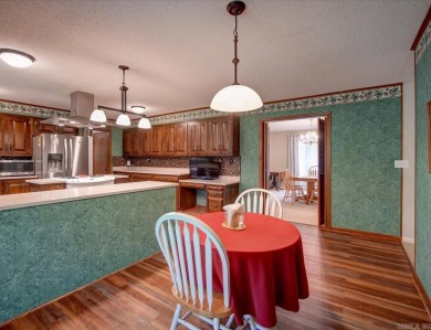 Mid-Century Modern Gem on DeSoto Golf Course - 4BR/2.5BA in Hot on DeSoto Golf Course in Arkansas - for sale on GolfHomes.com, golf home, golf lot
