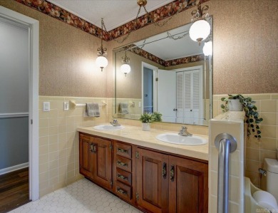 Mid-Century Modern Gem on DeSoto Golf Course - 4BR/2.5BA in Hot on DeSoto Golf Course in Arkansas - for sale on GolfHomes.com, golf home, golf lot
