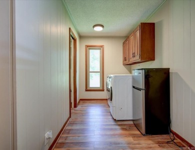 Mid-Century Modern Gem on DeSoto Golf Course - 4BR/2.5BA in Hot on DeSoto Golf Course in Arkansas - for sale on GolfHomes.com, golf home, golf lot