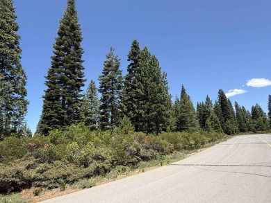 This a sweet corner lot super close to the golf course in Bailey on Bailey Creek Golf Course in California - for sale on GolfHomes.com, golf home, golf lot