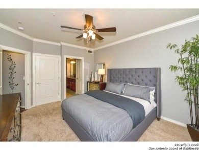Don't miss this serene, gated, resort-style condo with 2 beds & on Oak Hills Country Club in Texas - for sale on GolfHomes.com, golf home, golf lot
