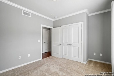 Don't miss this serene, gated, resort-style condo with 2 beds & on Oak Hills Country Club in Texas - for sale on GolfHomes.com, golf home, golf lot