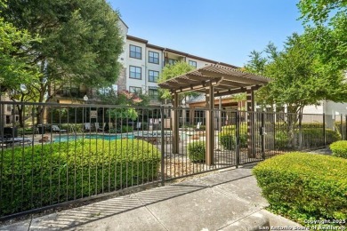 Don't miss this serene, gated, resort-style condo with 2 beds & on Oak Hills Country Club in Texas - for sale on GolfHomes.com, golf home, golf lot