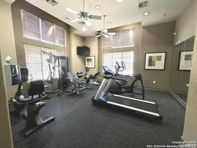 Don't miss this serene, gated, resort-style condo with 2 beds & on Oak Hills Country Club in Texas - for sale on GolfHomes.com, golf home, golf lot