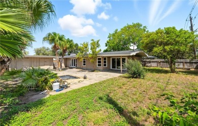 Incredible vintage style, contemporary 4 bedroom, 2 bath BAY on Oso Beach Municipal Golf Course in Texas - for sale on GolfHomes.com, golf home, golf lot