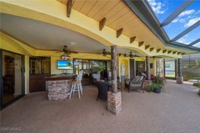Charming 3BR/3BA Home with Golf & Lake Views - Prime Location! on Spanish Wells Golf and Country Club in Florida - for sale on GolfHomes.com, golf home, golf lot