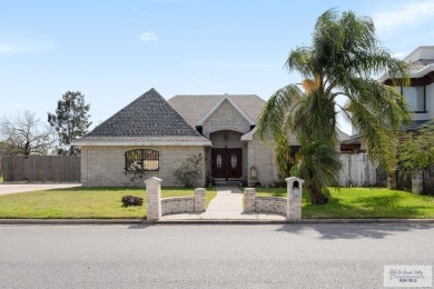 Nestled in the heart of Brownsville, this lovely home overlooks on Brownsville Golf Center in Texas - for sale on GolfHomes.com, golf home, golf lot