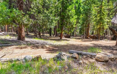 Prime building lot in a location that balances amenities with on Lake Almanor Country Club in California - for sale on GolfHomes.com, golf home, golf lot
