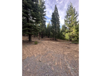 Beautiful 1.35 acre lot located on a quiet cul-de-sac in the on Lake Almanor West Golf Course in California - for sale on GolfHomes.com, golf home, golf lot