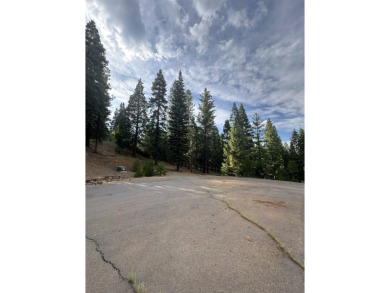Beautiful 1.35 acre lot located on a quiet cul-de-sac in the on Lake Almanor West Golf Course in California - for sale on GolfHomes.com, golf home, golf lot