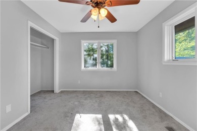 Move-In Ready | Bentonville Schools. Perfectly positioned for on Bella Vista - Metfield Golf Complex and Country Club in Arkansas - for sale on GolfHomes.com, golf home, golf lot