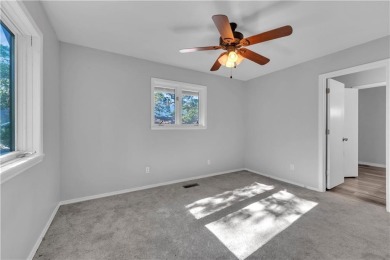 Move-In Ready | Bentonville Schools. Perfectly positioned for on Bella Vista - Metfield Golf Complex and Country Club in Arkansas - for sale on GolfHomes.com, golf home, golf lot