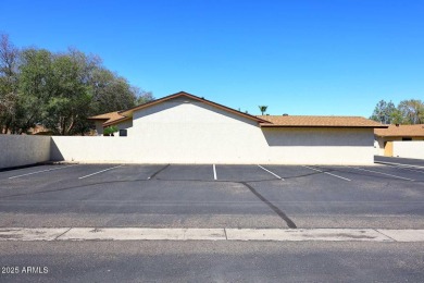 This Beautiful home is clean as a whistle. The home boasts on Grandview Golf Course in Arizona - for sale on GolfHomes.com, golf home, golf lot