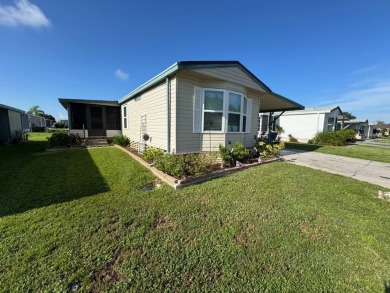 Look no further than this fully renovated, well-maintained 2b/2b on Lake Henry Golf Club in Florida - for sale on GolfHomes.com, golf home, golf lot
