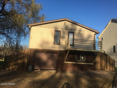 This beautiful single family home is located in a private gated on The Hideout Golf in Pennsylvania - for sale on GolfHomes.com, golf home, golf lot