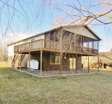 This beautiful single family home is located in a private gated on The Hideout Golf in Pennsylvania - for sale on GolfHomes.com, golf home, golf lot