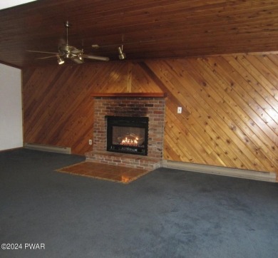 This beautiful single family home is located in a private gated on The Hideout Golf in Pennsylvania - for sale on GolfHomes.com, golf home, golf lot