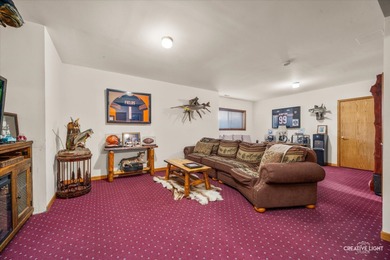 Beautiful end-unit ranch townhome with a finished basement on The Links at Carillon in Illinois - for sale on GolfHomes.com, golf home, golf lot