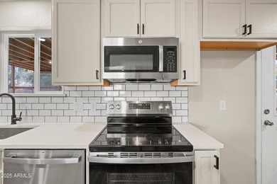 Turnkey + priced to move in Del Pueblo golf course on Pueblo Del Sol Country Club in Arizona - for sale on GolfHomes.com, golf home, golf lot