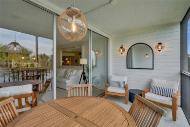 Beautifully renovated 2-bedroom condo sold fully furnished and on Palm-Aire Country Club and Resort - Palms in Florida - for sale on GolfHomes.com, golf home, golf lot