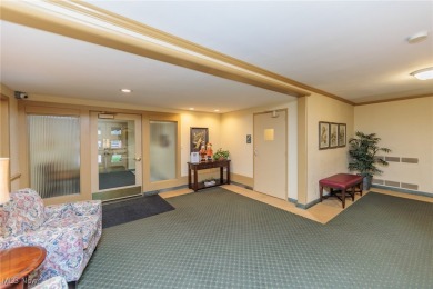 Bright and breezy one bedroom unit on the fifth/top floor in on Shaker Heights Country Club in Ohio - for sale on GolfHomes.com, golf home, golf lot